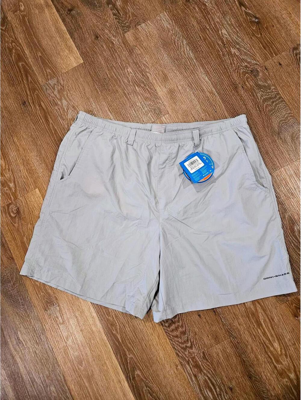Columbia Men's XXL Backcast III Water Fishing Shorts In Light Gray